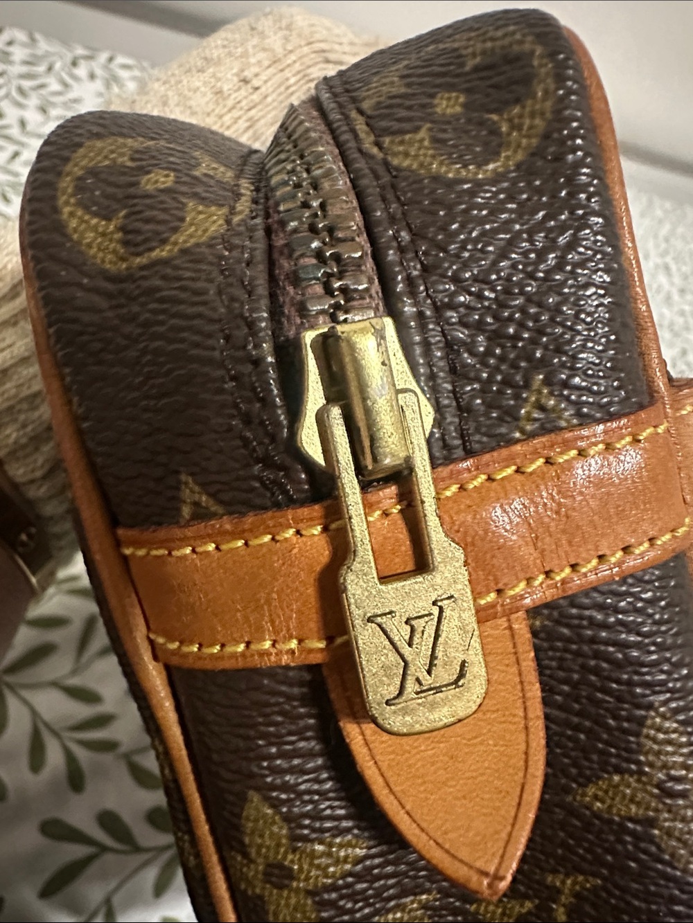 Louis Vuitton Monogram Toiletry Pouch - Picture 9 of 14